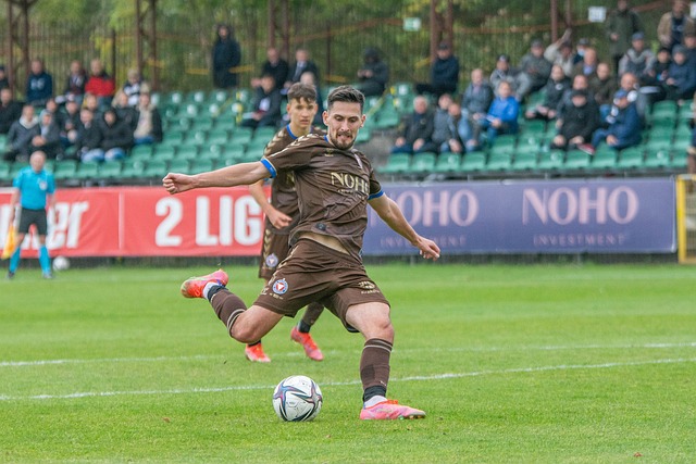 通过让球员 通过让球员